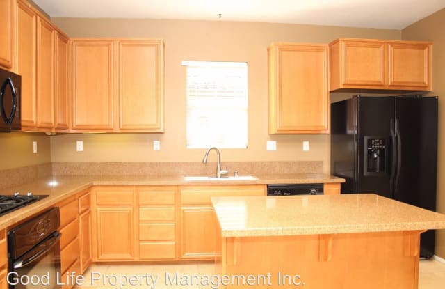 250 Marquette Ave - 250 Marquette Avenue, San Marcos, CA 92078