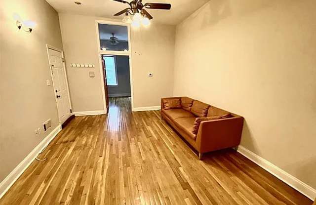160 Steuben St Apt 1 Gallery 2