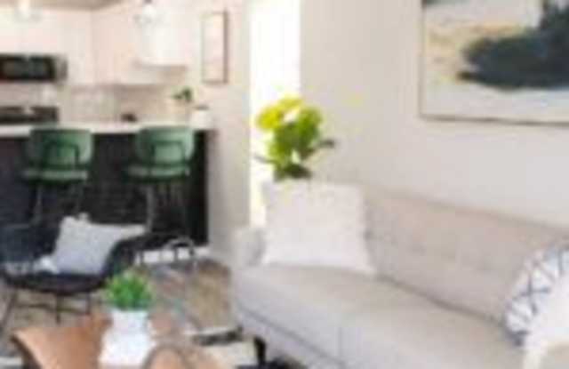 2203 Kilborne Drive Apt D photos photos