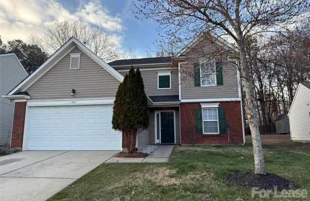 7021 Sunman Road photos photos