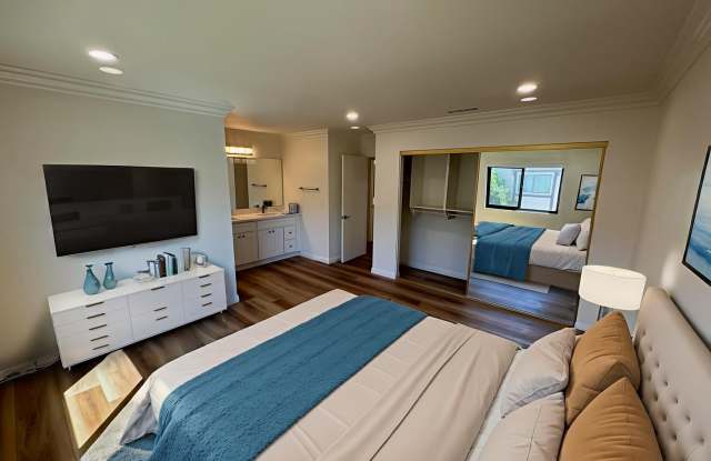 Beautifully Updated 2 Bed, 2 Bath Condo in Pasadena, 990 Sq Ft, Community Amenities  Prime Location - 2473 Oswego Street, Pasadena, CA 91107