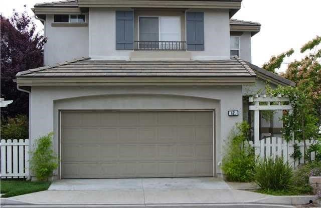 601 Cozad Circle - 601 Cozad Circle, Tustin, CA 92780