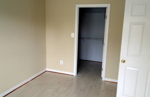 2 bedroom Town Home 1.5 bath photos photos