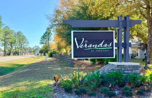 Affordable Coastal Living with Peaceful Wooded Views! Gallery 4