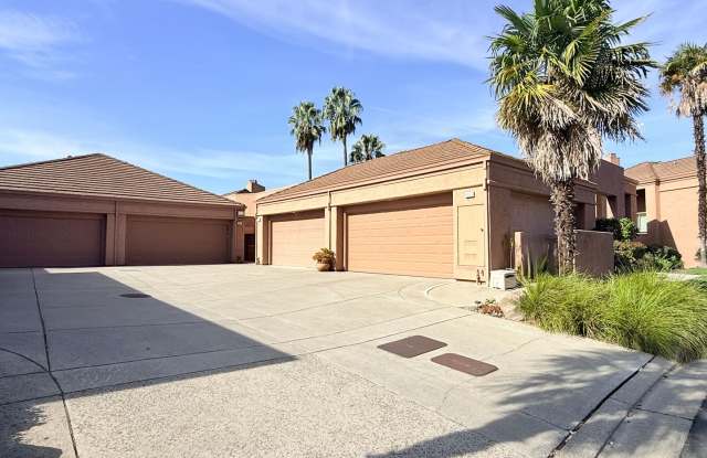 Gorgeous and Stunning- 3BD/3BA Townhome with Breathtaking Views in The Lake and Canyon Lakes, SR- Available NOW! Gallery 4