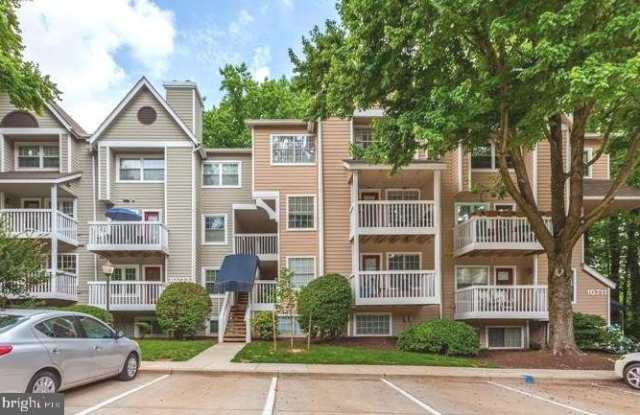 10713 HAMPTON MILL Terrace unit: 110 - 10713 Hampton Mill Terrace, North Bethesda, MD 20852