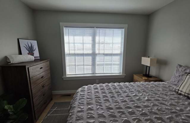 2402 Southeast Jayel Terrace - 1 Gallery 2