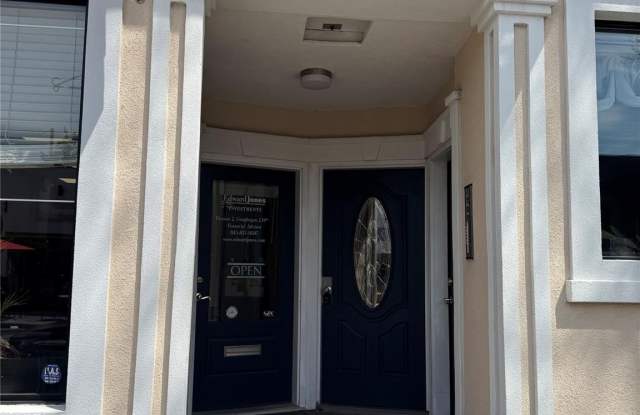 284 Main Street photos photos