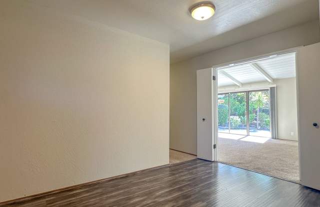 Spacious Single-Story Saratoga Home on a Private Acre Lot Gallery 3