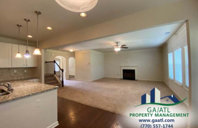 4-bedroom house in Hoschton Gallery 4