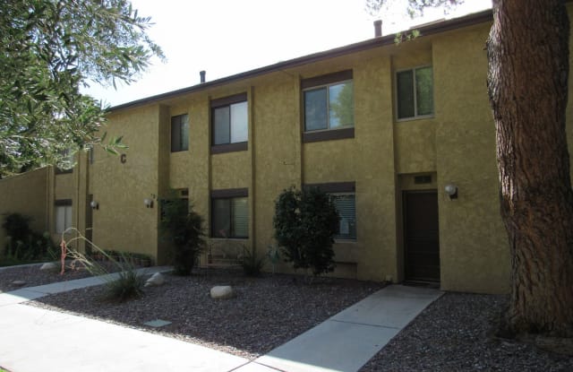 42925 15TH STREET WEST UNIT C-4 - 42925 15th Street West, Lancaster, CA 93534