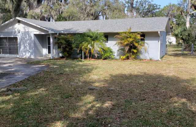 3 bed, 2 bath 1 car garage photos photos