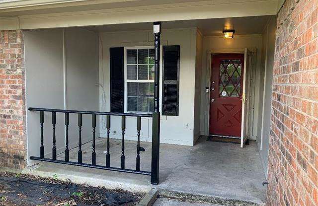 8108 Irish Drive Gallery 2