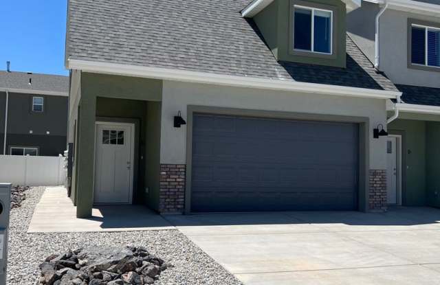 Brand New Townhome! Half off First Month Move in Special! - 3181 West 1700 North, Cedar City, UT 84721