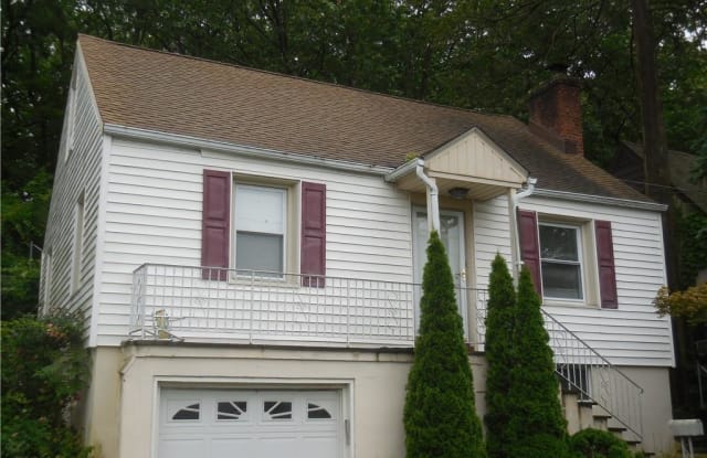 38 Upland Avenue - 38 Upland Avenue, White Plains, NY 10604