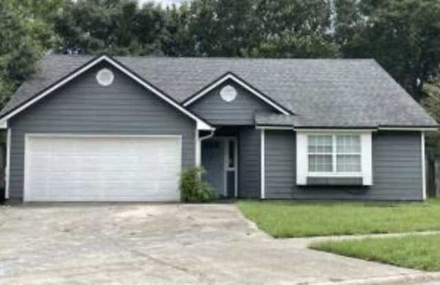 8166 Pilgrims Trace Dr - 8166 Pilgrims Trace Drive North, Jacksonville, FL 32244