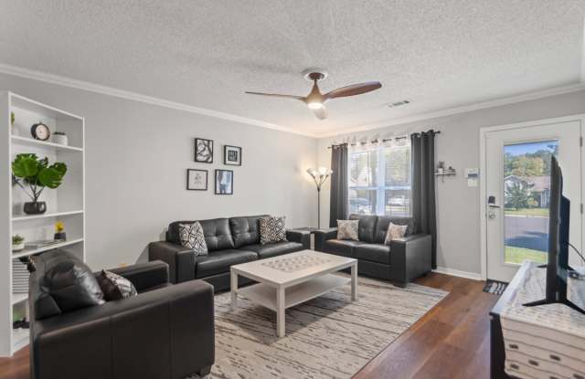 106 Willow Grove Ct. photos photos