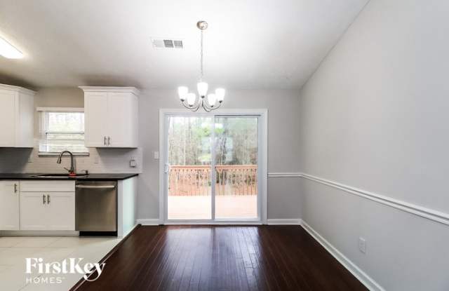 405 Sheringham Court Gallery 4