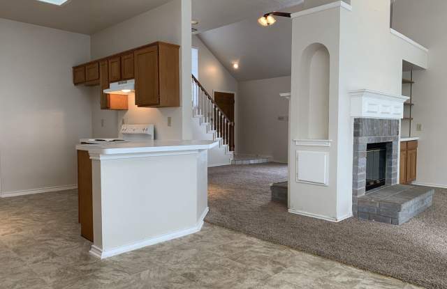 5862 Spring Xing Gallery 2