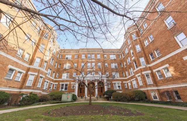 Newly Renovated Two Bedroom One Bath Condo For Rent With Elegant Marble Flooring, Stainless Steel Appliances, Custom Kitchen,  Sleek Hardwoods! - 1820 Clydesdale Place Northwest, Washington, DC 20009