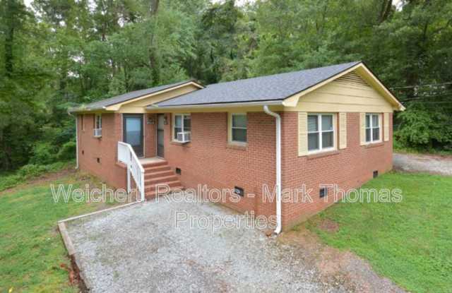 2708 E Main St photos photos
