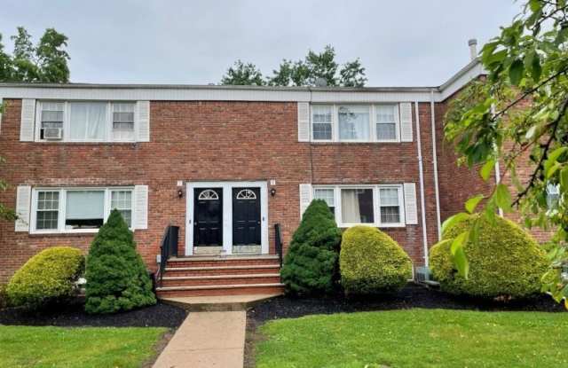 17 Dartmouth Ave photos photos