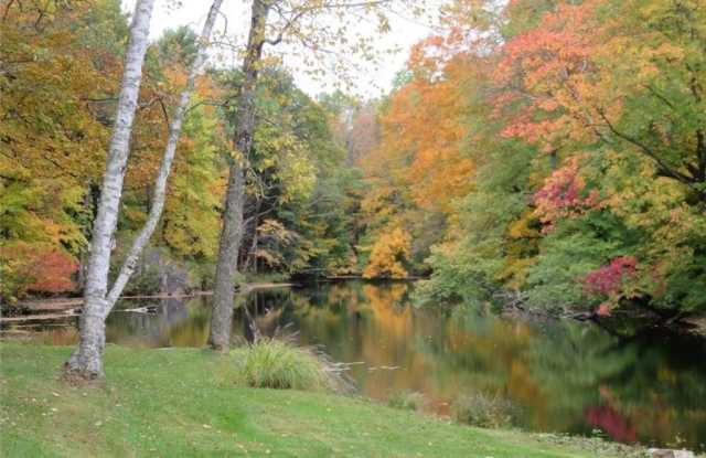 261 Taconic Road Gallery 3