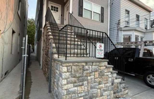 108 4Th Ave photos photos