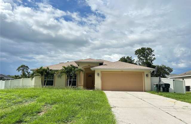 2072 ALLIANCE AVENUE photos photos