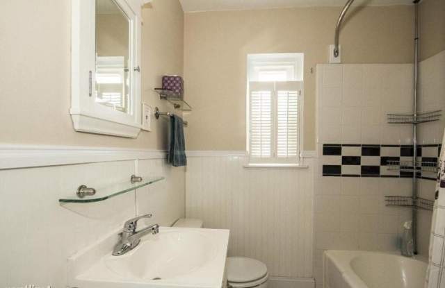 825 Grundy st, - 825 Grundy Street, Baltimore, MD 21224