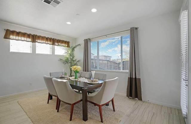 3925 Deergrass Circle Gallery 4