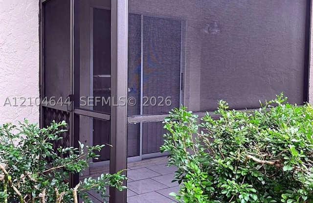 105 Gardens Dr Gallery 2