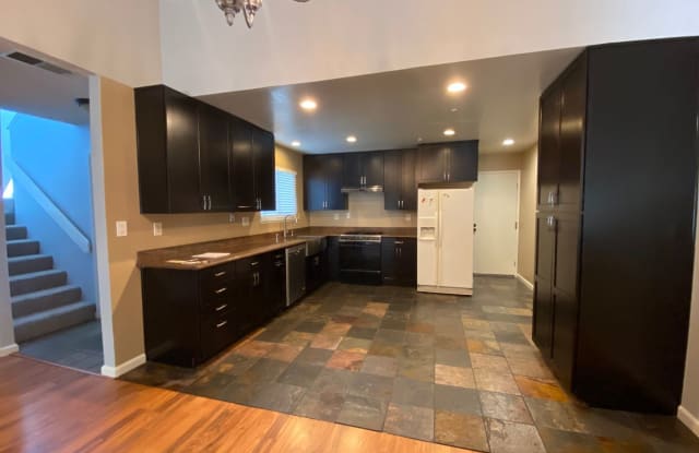 7084 Avenida Cala - 7084 Avenida Cala, Rohnert Park, CA 94928