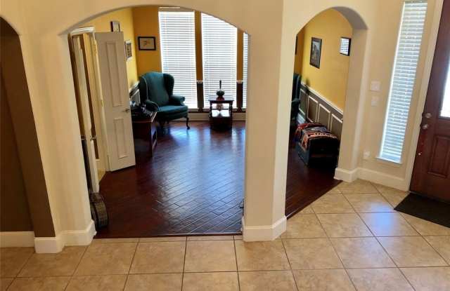4210 Creek Falls Drive Gallery 4