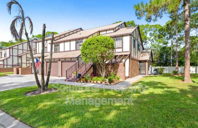 751 Greenwood Manor Circle photos photos