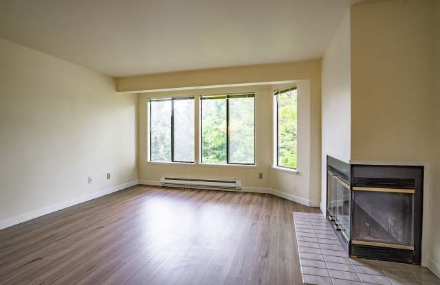 Elliott Place Apartments Gallery 3