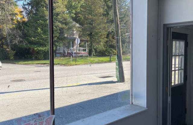 502 S MAIN Street Gallery 2