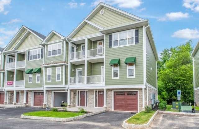 20 Chaz Way - 20 Chaz Way, Essex County, NJ 07004