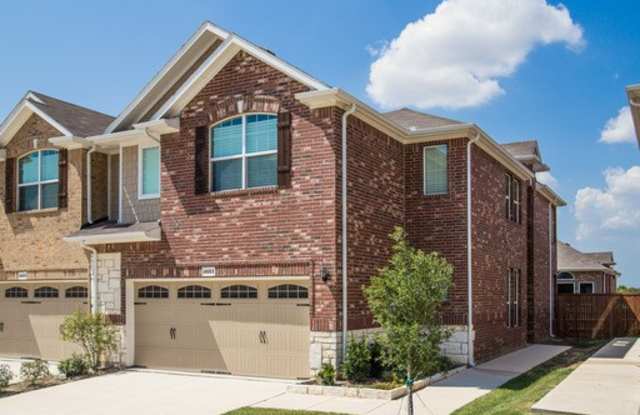 Beautiful 3 Bedroom Townhome, Plano, Texas! - 4663 Perthshire Court, Plano, TX 75024