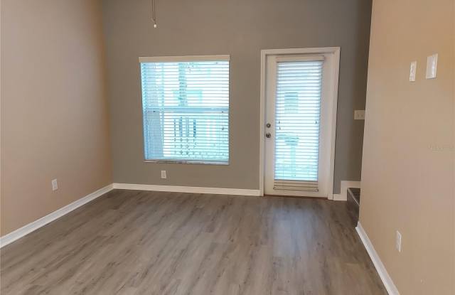 8515 BRUSHLEAF Way Gallery 4