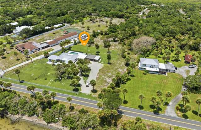 6003 S INDIAN RIVER Drive Gallery 4