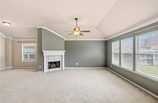 5925 Bishops Mill Drive Gallery 3