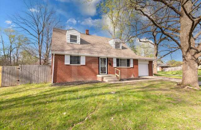 5450 East 44th Street photos photos