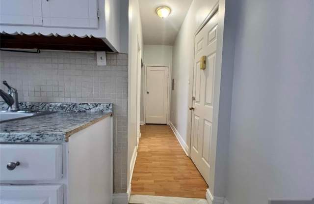 7505 Palisade Avenue Gallery 4