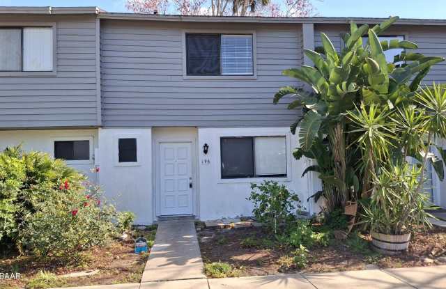 196 W Sandalwood Court photos photos