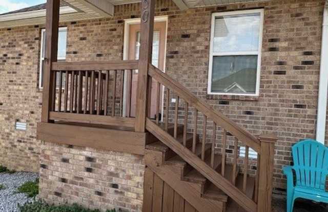 Shirley Lane Apartments Gallery 1