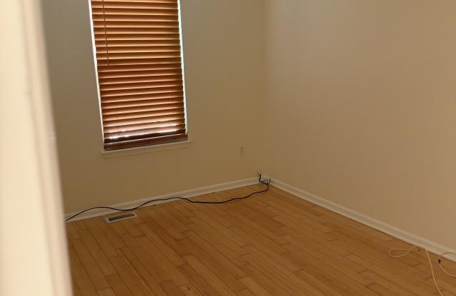 1009 Red Lion Ct Gallery 4