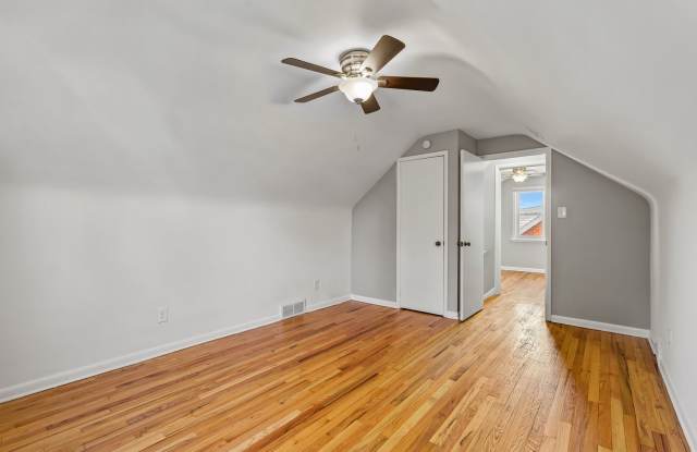 Newly updated 3Bed/1.5bath in West Mifflin photos photos