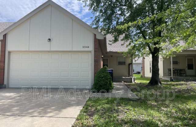 3544 SW Atwood Ave - 3544 Southwest Atwood Avenue, Topeka, KS 66614