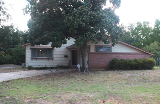 1915 Brookview Drive - 1915 Brookview Drive, Arlington, TX 76010